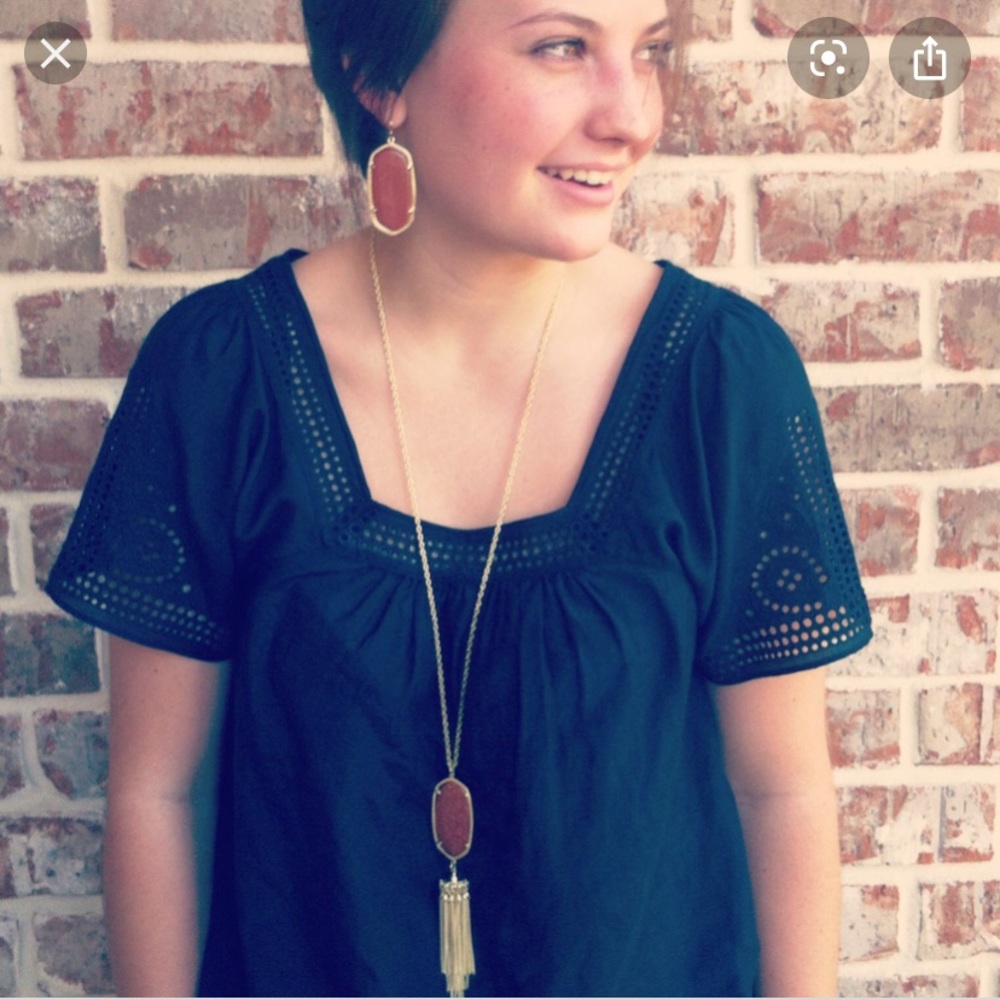 Rare Kendra Scott goldstone rayne necklace